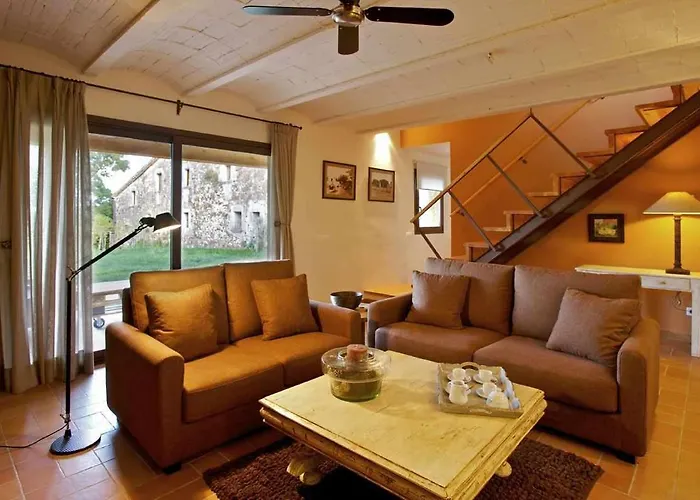 Mas Garriga Turisme Rural * Gerona